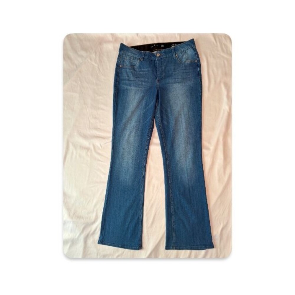ONE 5 ONE women's stretchy denim jeans. Size 12